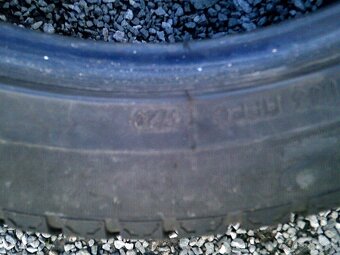 4 ks zimných pneu 225/45R17 - 6