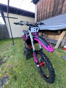 GasGas MC 250F 2023 – TOP stav - 6