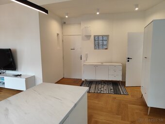Staré mesto - Továrenská 18, 74 m2 na prenájom - 6
