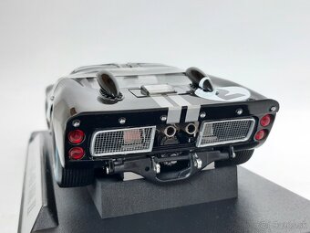 1:18 - Ford GT40 MK II #2 (1966) - Shelby Collectibles -1:18 - 6