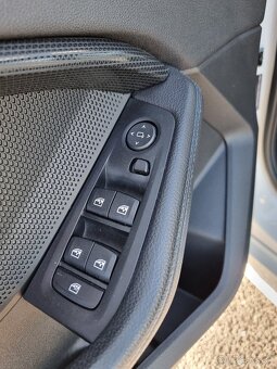 BMW Rad 1 118i A/T za 21.990 € - 6