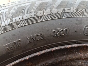 Plechové disky s pneumatikami - 6