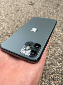 iPhone 11 Pro - baterie 100% - 6