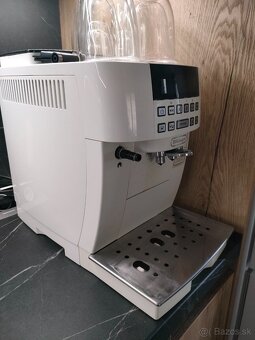Biely kávovar DeLonghi - 6