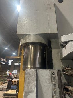 Ohraňovací lis PIESOK CTO 250A/ 4000 - 6