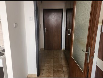 Prenájom garsónky s balkónom BA-Rovniankova ulica - 6
