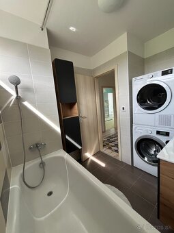 Moderný 3 izb. Vajnory s parkovacím miestom novo zariadený - 6