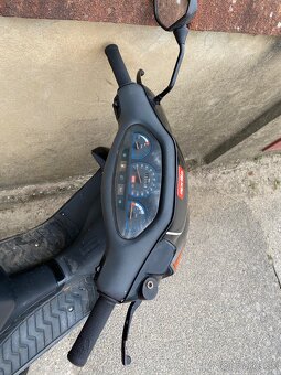 Aprilia sr 50 1995 - 6