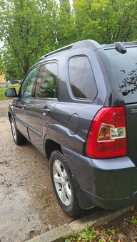 Kia Sportage 2.7 V6 - 6