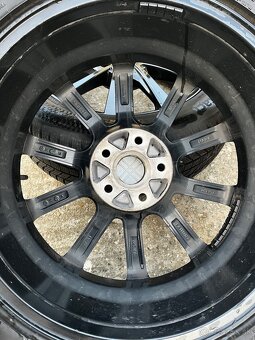 Predám elektrony Alutec 5x112 R18, 235/55R18 - 6