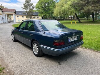 Mercedes W124 E220, 62666km - 6