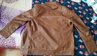 Zdravím, predám kožennú pánsku bundu zateplenú - 6