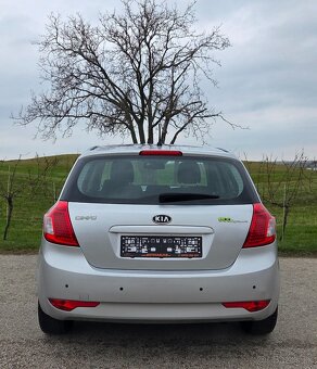 Kia Ceed 1.4 16V 66KW/90PS R.V.03/2012 - 6