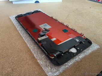 Predám úplne nové displeje na Apple iPhone - 6