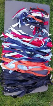 Gombíky, zips - 6