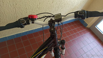 Specialized HotRock 24" - 6