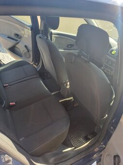Renault Megane - 6