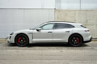 Porsche Taycan Sport Turismo GTS - 6