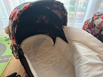 Komplet set Cybex Priam Rose gold + Spring Blossom dark - 6