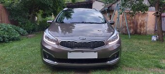 Kia Ceed SW 1.6 CRDi 136k Gold - 6