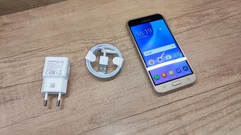Samsung Galaxy J3 zlatý – super stav - 6
