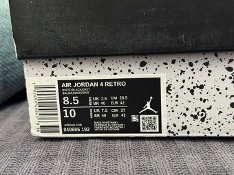 Air Jordan 4 Retro - 6