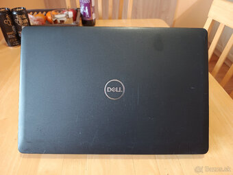 DELL Latitude 3580 - 15.6" / i5 / DDR4 / SSD / AMD grafika - 6
