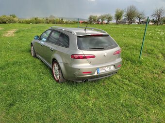 Predám Alfa Romeo 159 1.9.jtd.110kw verzia tí - 6