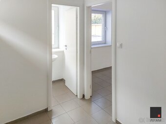 ATRAKTÍVNY PRIESTOR NA OBCHOD, KLIENTSKÉ CENTRUM ALEBO KANCE - 6