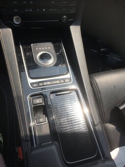 Jaguar F Pace R Sport 4x4 suv - 6