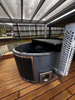 Luxusná kúpacia kaďa s integrovanou pecou - 6