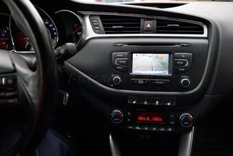 KIA Cee’d Sporty Wagon Combi 66kw Manuál - 6