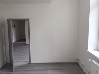 Prenájom 3 izbového bytu na Vajanského ulici - 66m2 - 6
