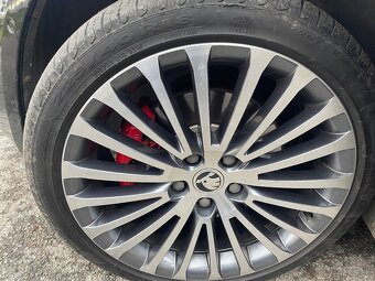 Škoda Superb 2012 dsg 2.0 125kw L&K - 6
