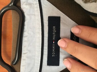 TOMMY HILFIGER originál vojenská/zelena polotricko L/XL - 6