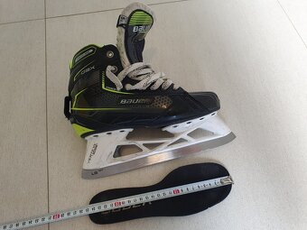 Predám brankárske korčule Bauer GSX 5D/38.5 - 6