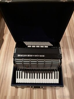 Weltmeister Cantus V - 6