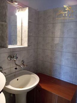 6-izbový rodinný dom v Kovarciach na bývanie i podnikanie - 6