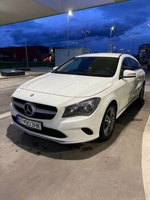 r.v 1/2017 Mercedes CLA Shooting / White (combi) - 6