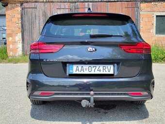 Kia Ceed SW 1.6CRDi 2019 GOLD - 6