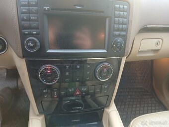 Mercedes-Benz ML350CDI - 6