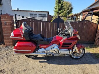 Honda Goldwing GL 1800 - 6