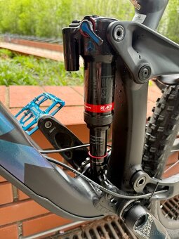 Trek Slash 8 ve velikosti L - 6