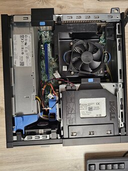Počítač s monitorom - Dell OptiPlex 7020 - 6