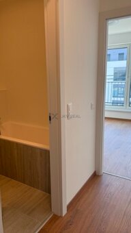 Na prenájom  2 izbový byt v Petržalke - 6