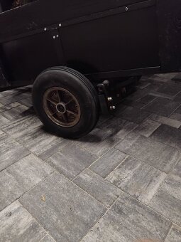 Prívesný vozík - 6