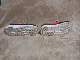 Predám Nike tenisky 38,5 - 6