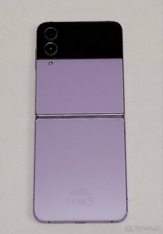 Samsung Galaxy Z Flip 4 - 6