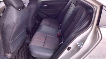 Toyota Corolla GR 1,8 Hybrid + LPG - 6