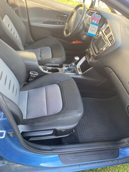 Kia Ceed,Gold,03/14,1.4 CVVT,73kw,100k,6st.manuál, benzín - 6